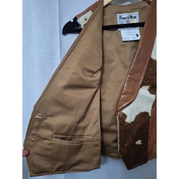 Vintage Pioneer Wear Cowhide Leather Vest Women Sz 12 Cow Print Western USA Made - Picture 12 of 14